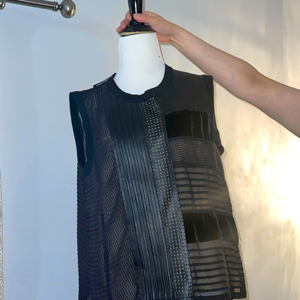 Leather print blouse sleeveless Nanette lepore NWT